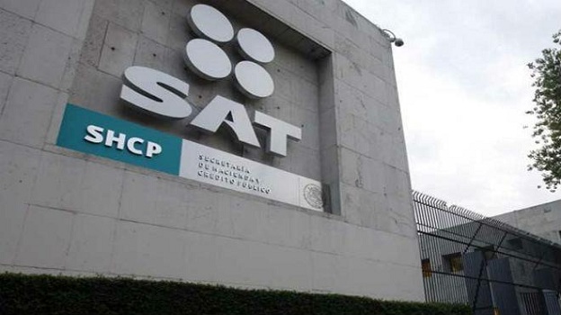 SAT y Sener suspenden permisos a Ferrosur, Repsol y Total para importar combustible